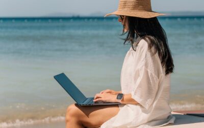 Et si vous profitiez du mois d’août pour (enfin) mettre à jour votre communication digitale ?